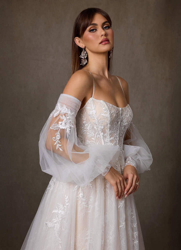 elyessen Two-Piece Diamond White Ball-Gown Strapless Lace Dress