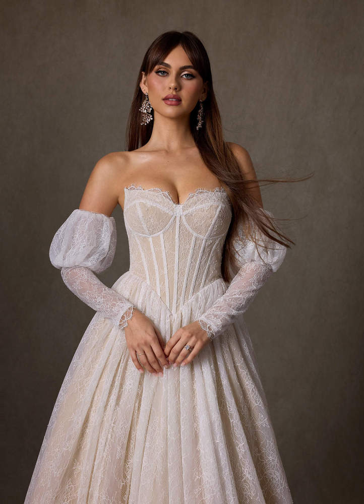 elyessen Sienna Diamond White A-Line Sweetheart Neckline Lace Dress
