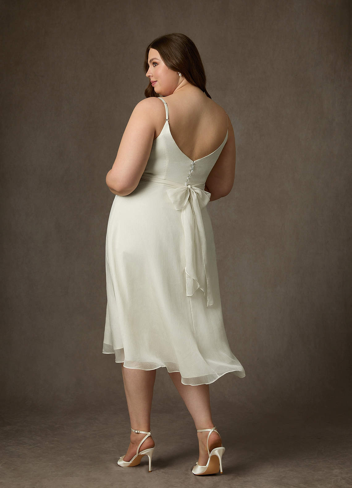 elyessen  Diamond White A-Line V-Neck Pleated Crinkle Chiffon Dress