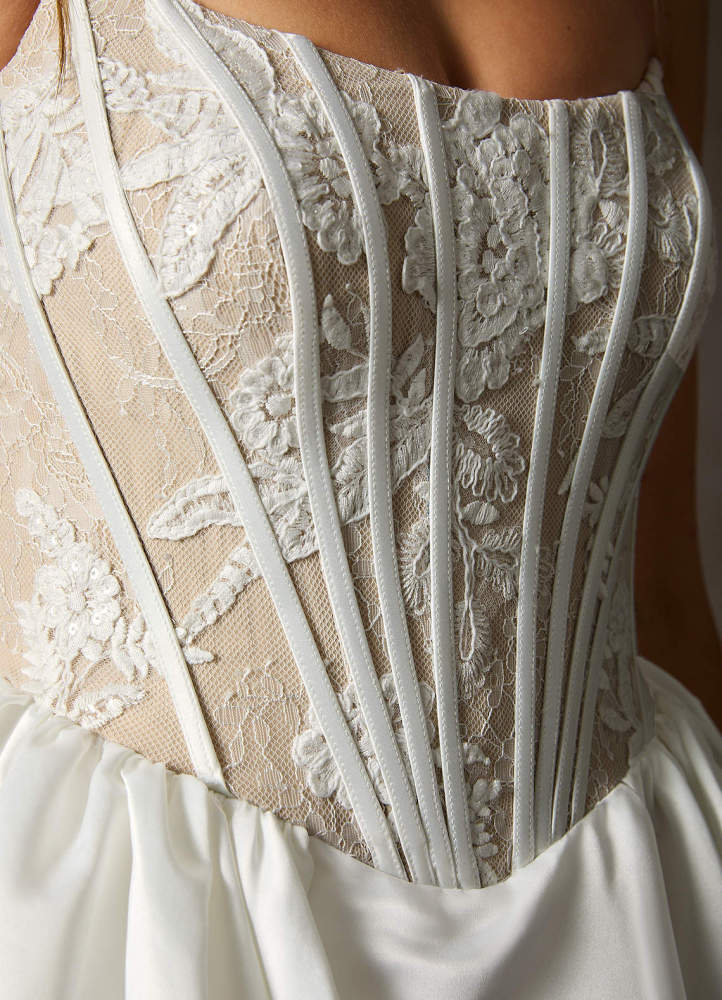elyessen  Diamond White Ball-Gown Strapless Lace Dress
