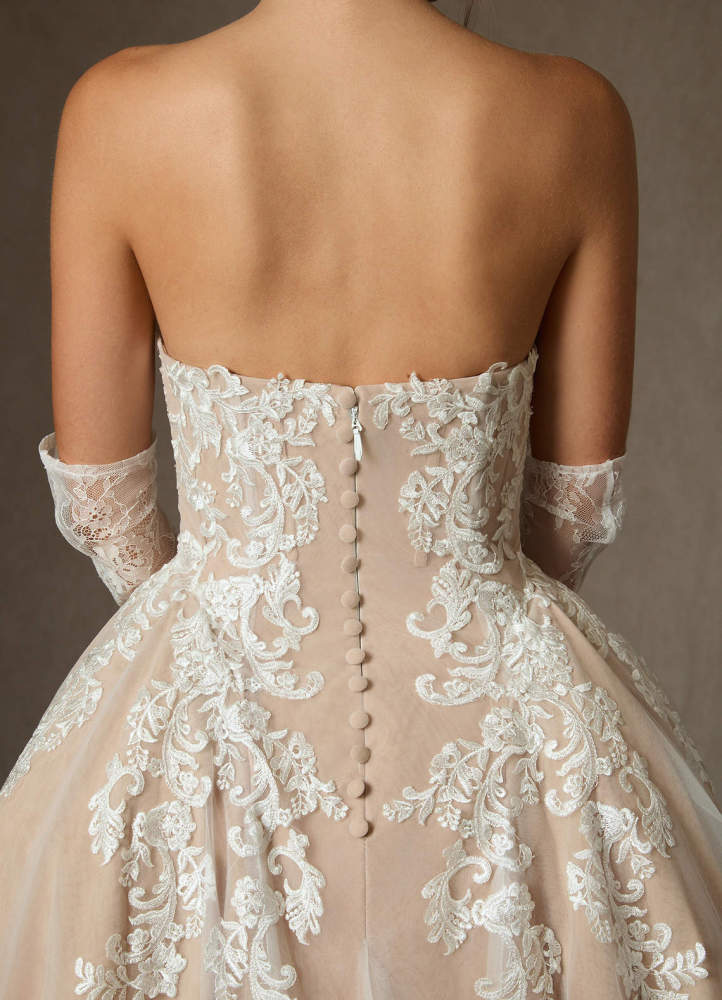 elyessen  Diamond White Ball-Gown Strapless Lace Dress