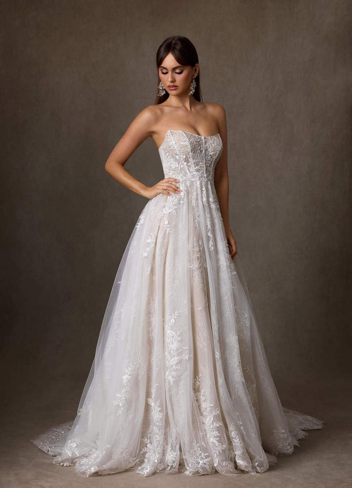 elyessen Two-Piece Diamond White Ball-Gown Strapless Lace Dress