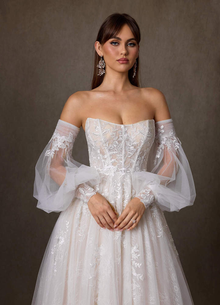 elyessen Two-Piece Diamond White Ball-Gown Strapless Lace Dress