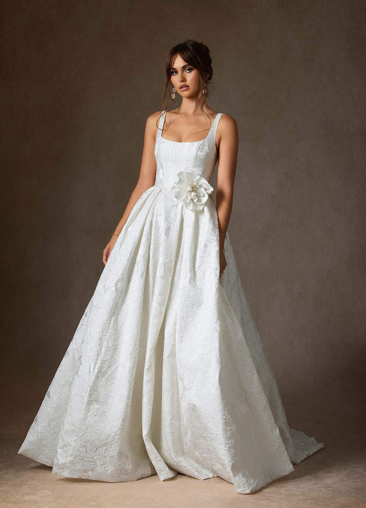 elyessen  Antique White Ball-Gown with Pockets Floral Jacquard Dress