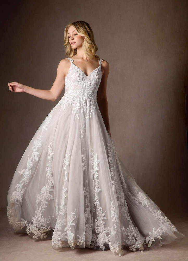 elyessen  Diamond White A-Line V-Neck Sequins Tulle Dress
