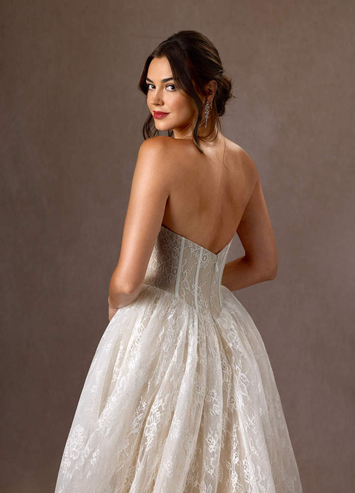 elyessen  Diamond White Ball-Gown Strapless Lace Dress