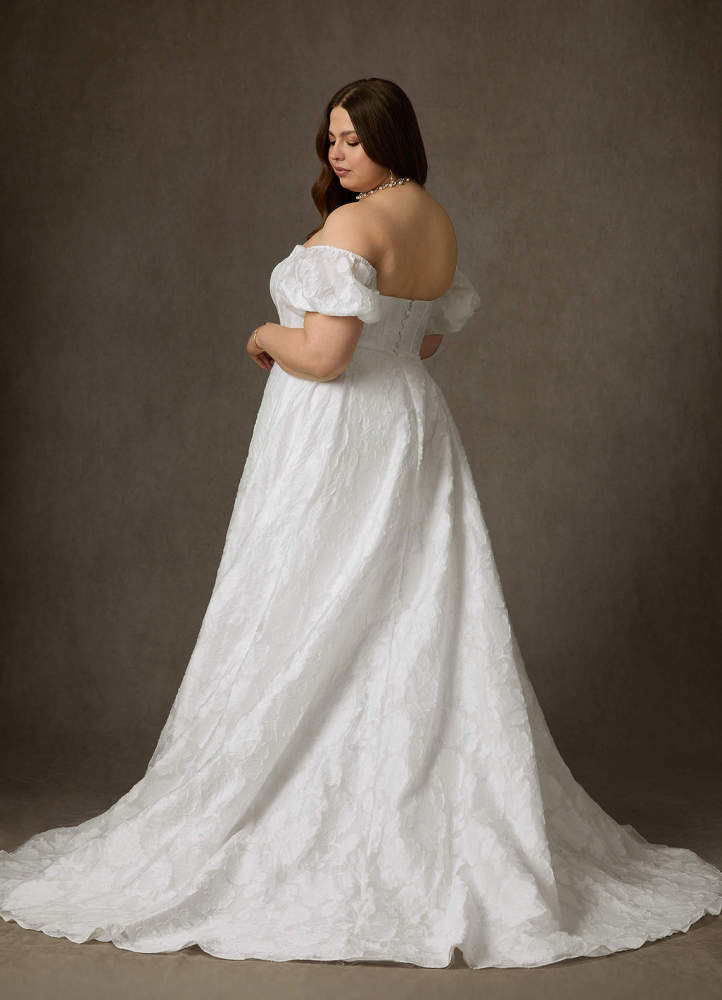 elyessen Gladiola Diamond White Ball-Gown Sweetheart Neckline Floral Burnout Jacquard Dress