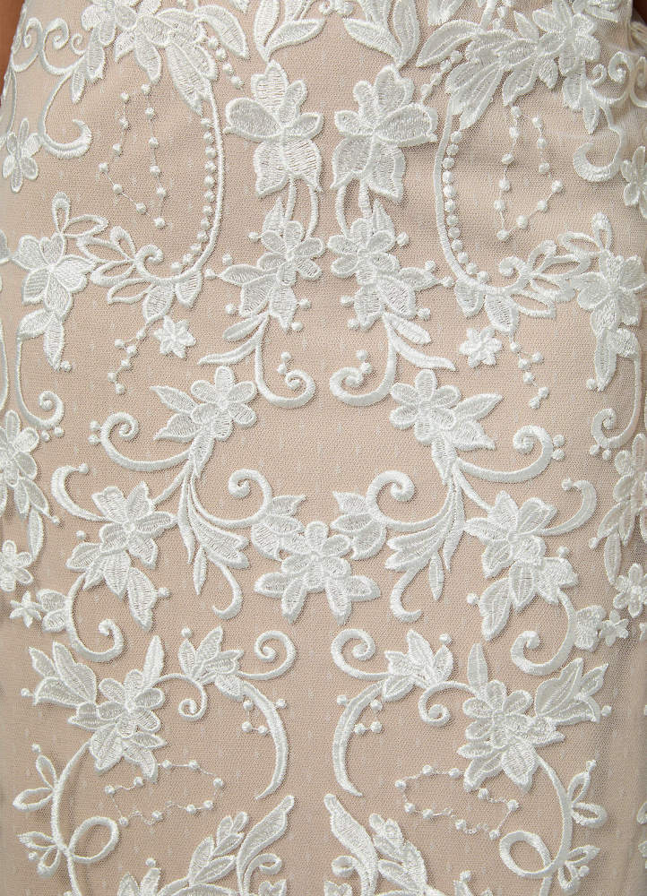elyessen Diamond White Sheath V-Neck Sequins Lace Dress