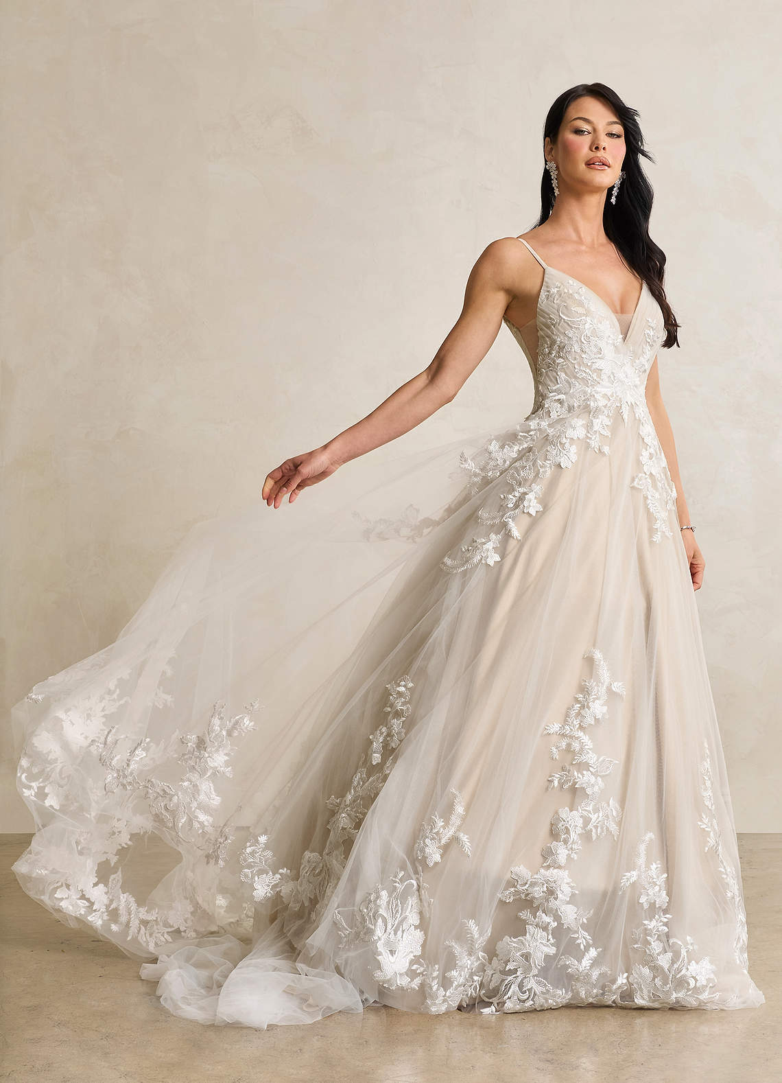 elyessen  Diamond White A-Line V-Neck Sequins Tulle Dress