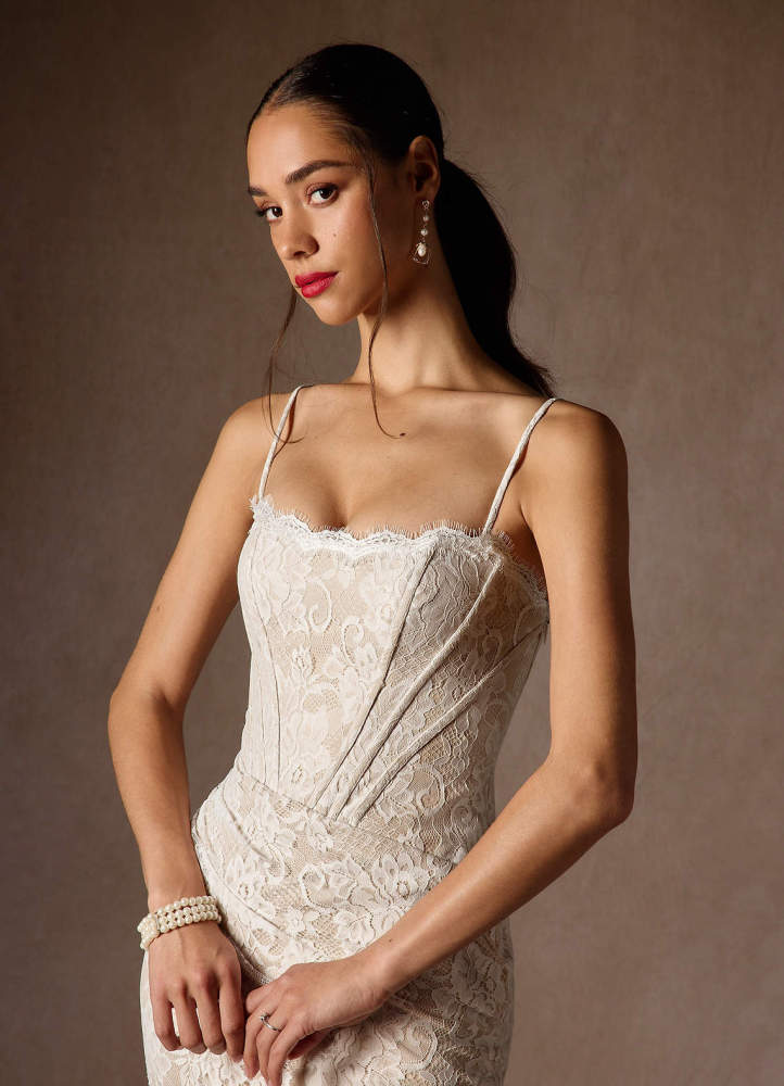 elyessen Diamond White Sheath Strapless Lace Dress