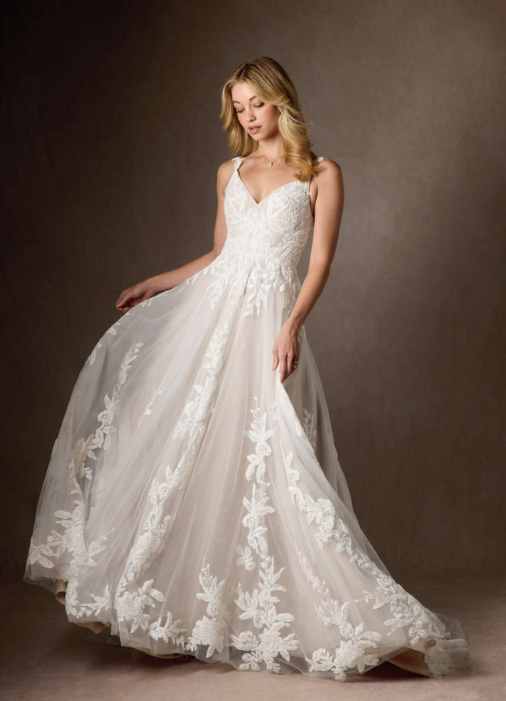 elyessen  Diamond White A-Line V-Neck Sequins Tulle Dress