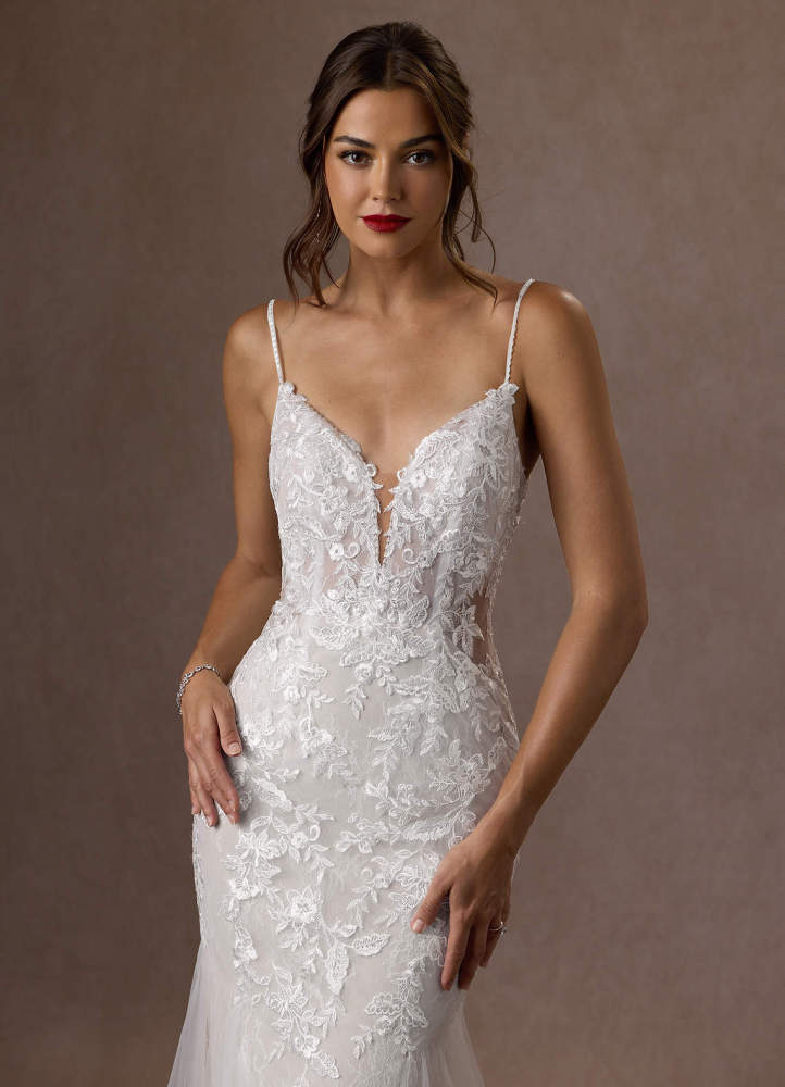 elyessen Leonie Diamond White Mermaid V-Neck Sequins Tulle Dress