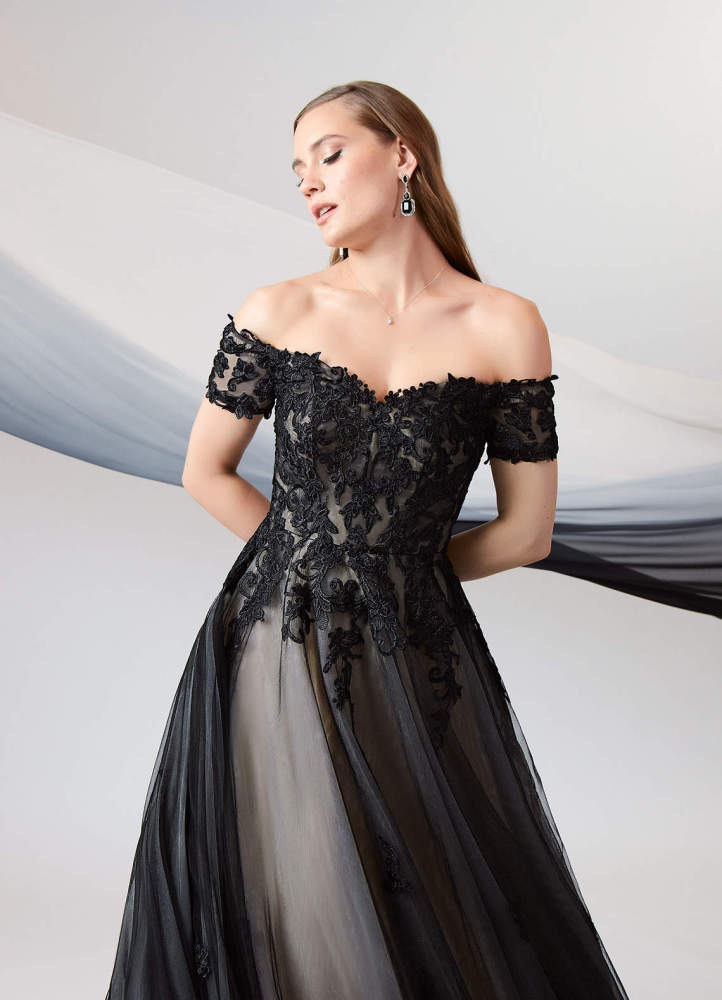elyessen  Diamond White Ball-Gown Off the Shoulder Tulle Dress