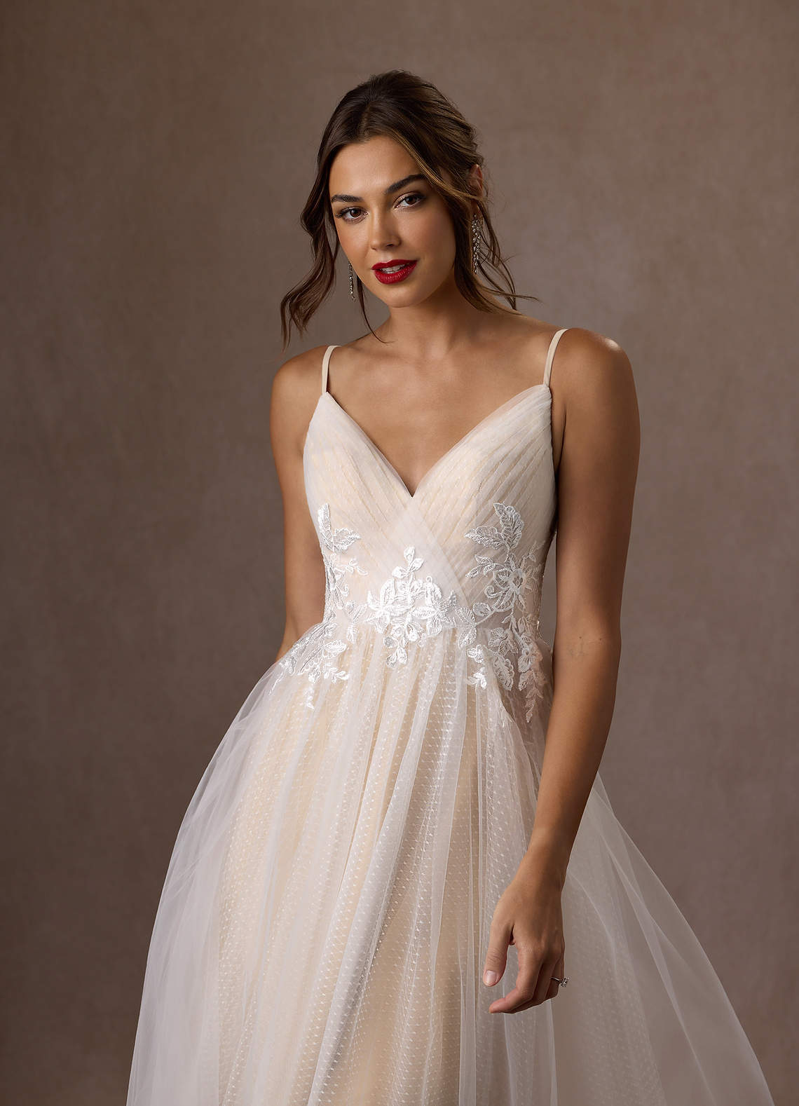 elyessen Liana Diamond White A-Line V-Neck Sequins Tulle Dress