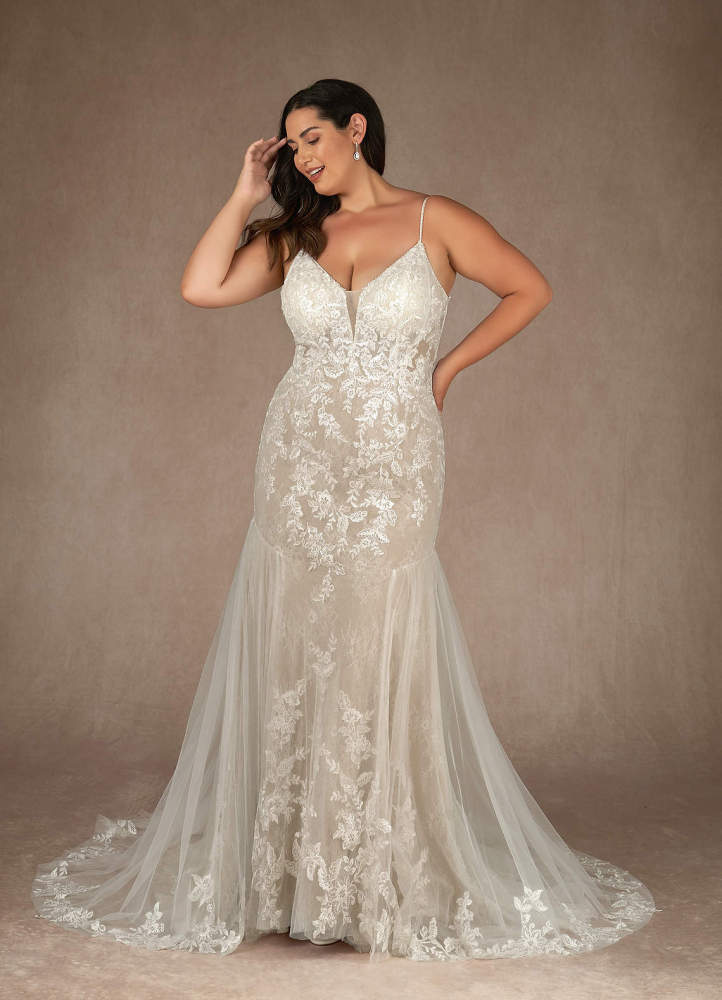 elyessen  Diamond White Mermaid V-Neck Sequins Tulle Dress