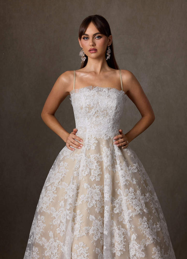 elyessen  Two-Piece Diamond White Ball-Gown Strapless Lace Dress