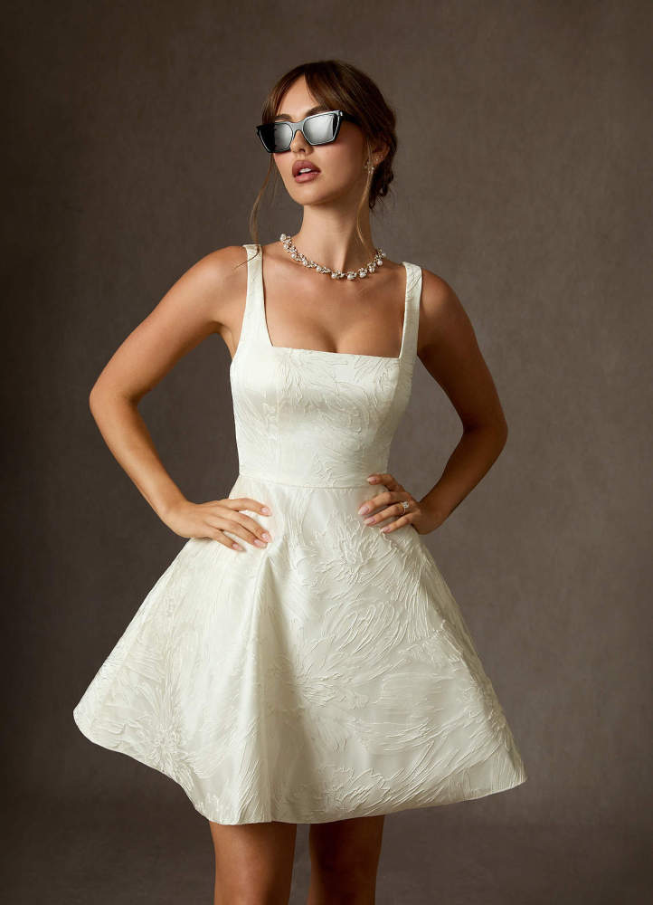 elyessen Regina Diamond White A-Line with Pockets Floral Jacquard Dress