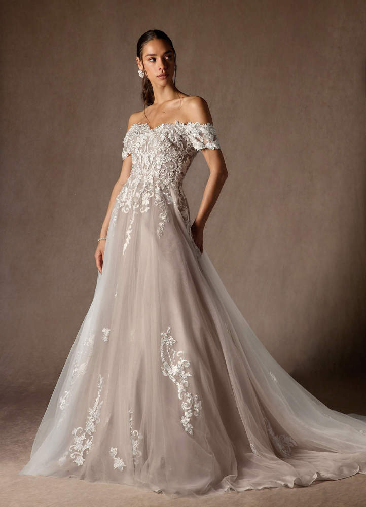 elyessen  Diamond White Ball-Gown Off the Shoulder Tulle Dress