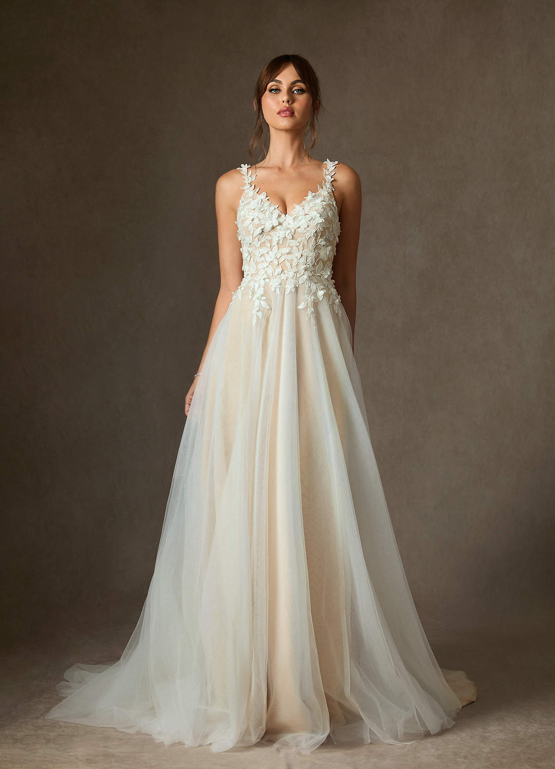 elyessen Shayna Diamond White Ball-Gown Lace Dress