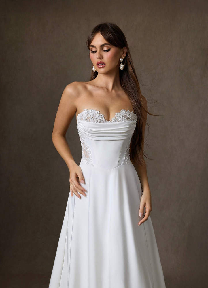 elyessen  Diamond White A-Line Sweetheart Neckline Crepe Back Satin Dress