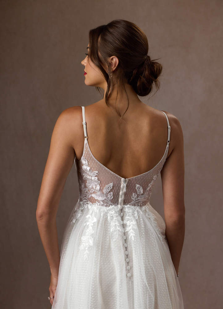 elyessen Liana Diamond White A-Line V-Neck Sequins Tulle Dress