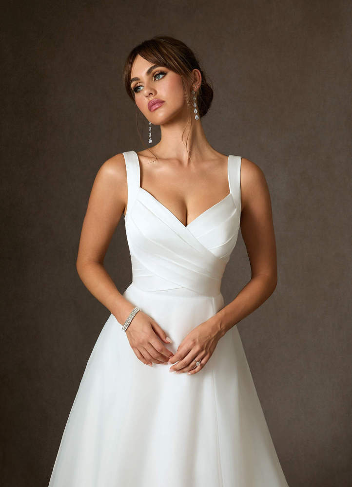 elyessen Caia Stretch Diamond White A-Line Sweetheart Neckline Stretch Satin Dress