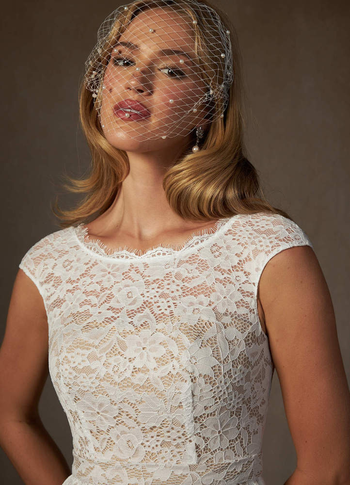 elyessen Diamond White A-Line Lace Dress
