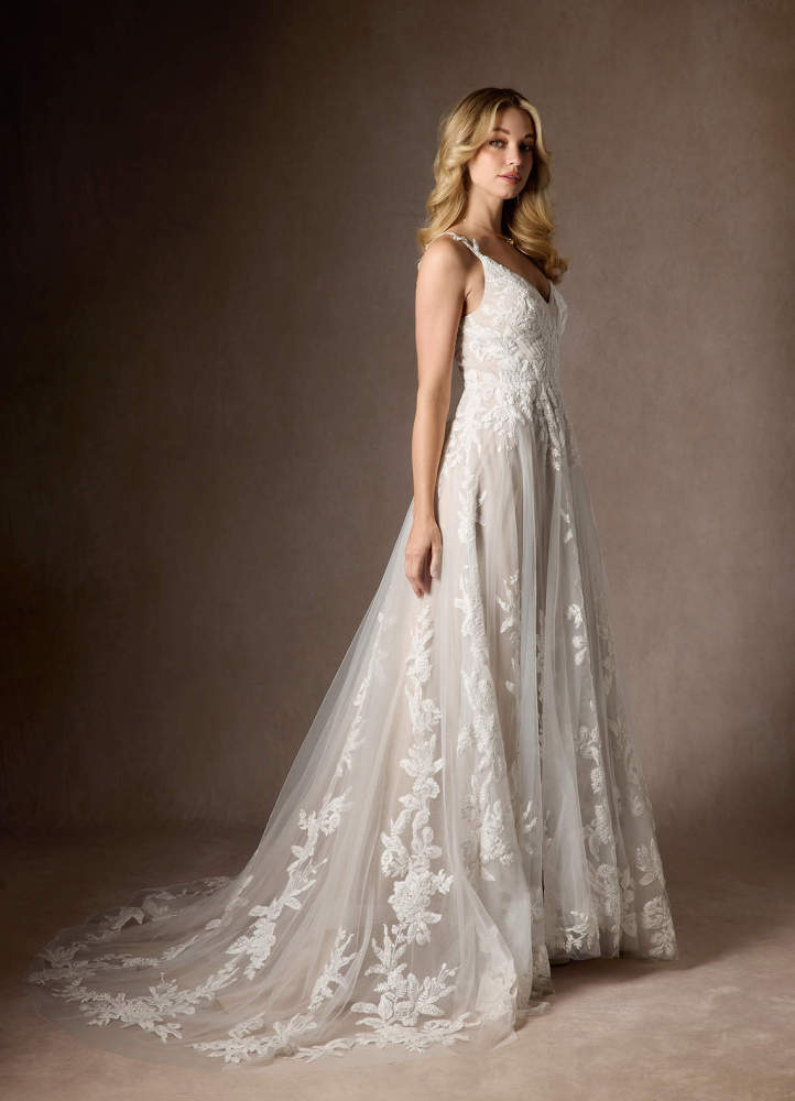 elyessen  Diamond White A-Line V-Neck Sequins Tulle Dress