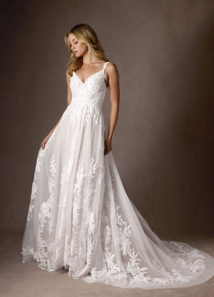 elyessen  Diamond White A-Line V-Neck Sequins Tulle Dress