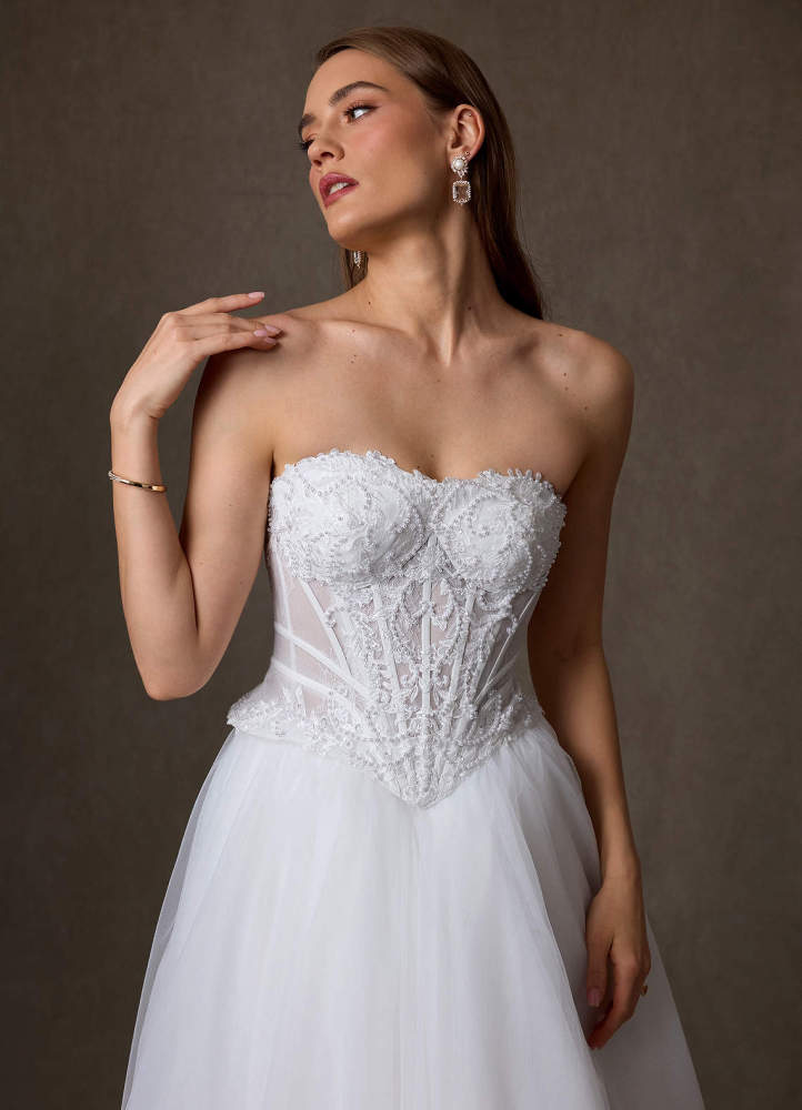 elyessen Ione Diamond White A-Line Strapless Lace Dress