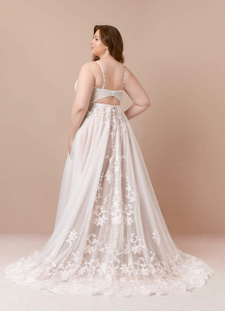 elyessen Free pannier Diamond White A-Line V-Neck Lace Tulle Dress