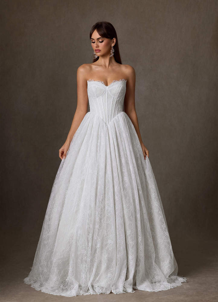 elyessen Sienna Diamond White A-Line Sweetheart Neckline Lace Dress
