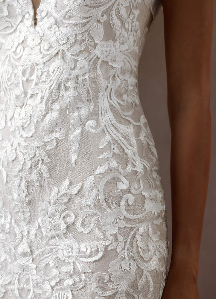 elyessen Camlynn Diamond White Mermaid V-Neck Sequins Tulle Dress