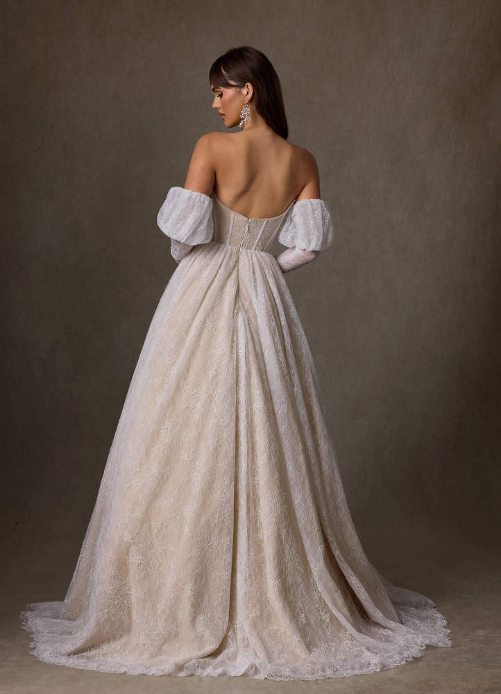 elyessen Sienna Diamond White A-Line Sweetheart Neckline Lace Dress