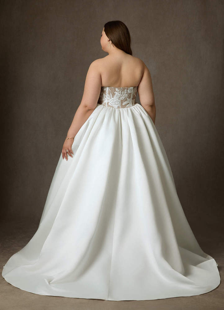 elyessen  Diamond White Ball-Gown Strapless Lace Dress