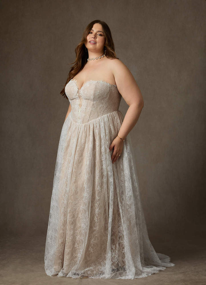 elyessen  Diamond White A-Line Strapless Lace Dress