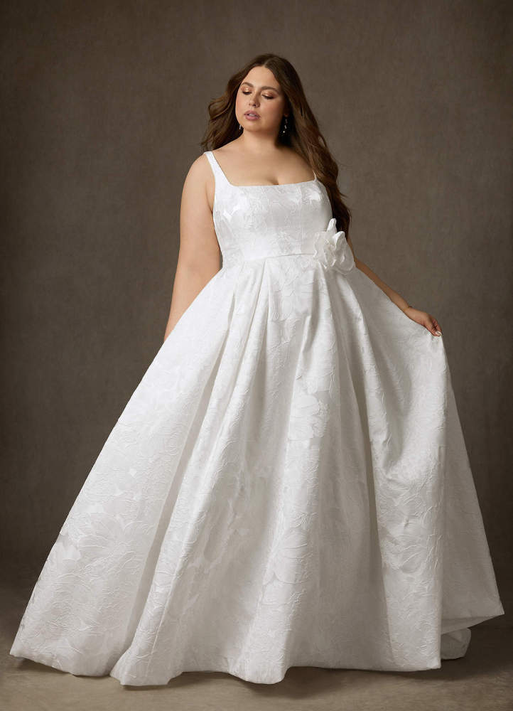 elyessen  Antique White Ball-Gown with Pockets Floral Jacquard Dress