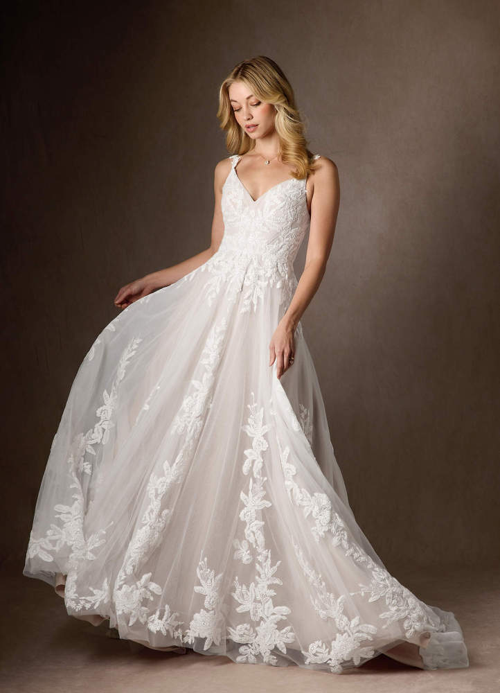 elyessen  Diamond White A-Line V-Neck Sequins Tulle Dress