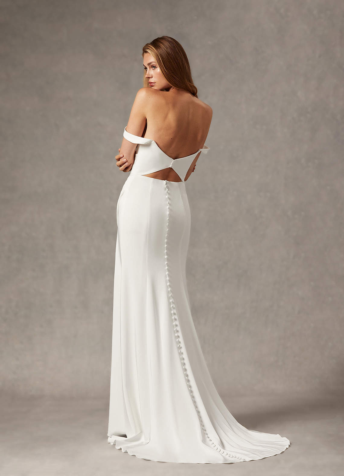 elyessen Moonlight Diamond White Mermaid Scoop Pleated Crepe Back Satin Dress