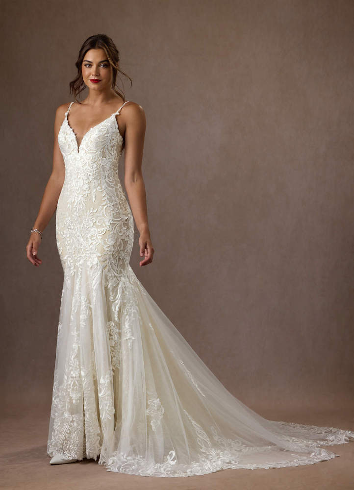 elyessen  Diamond White Mermaid V-Neck Sequins Tulle Dress