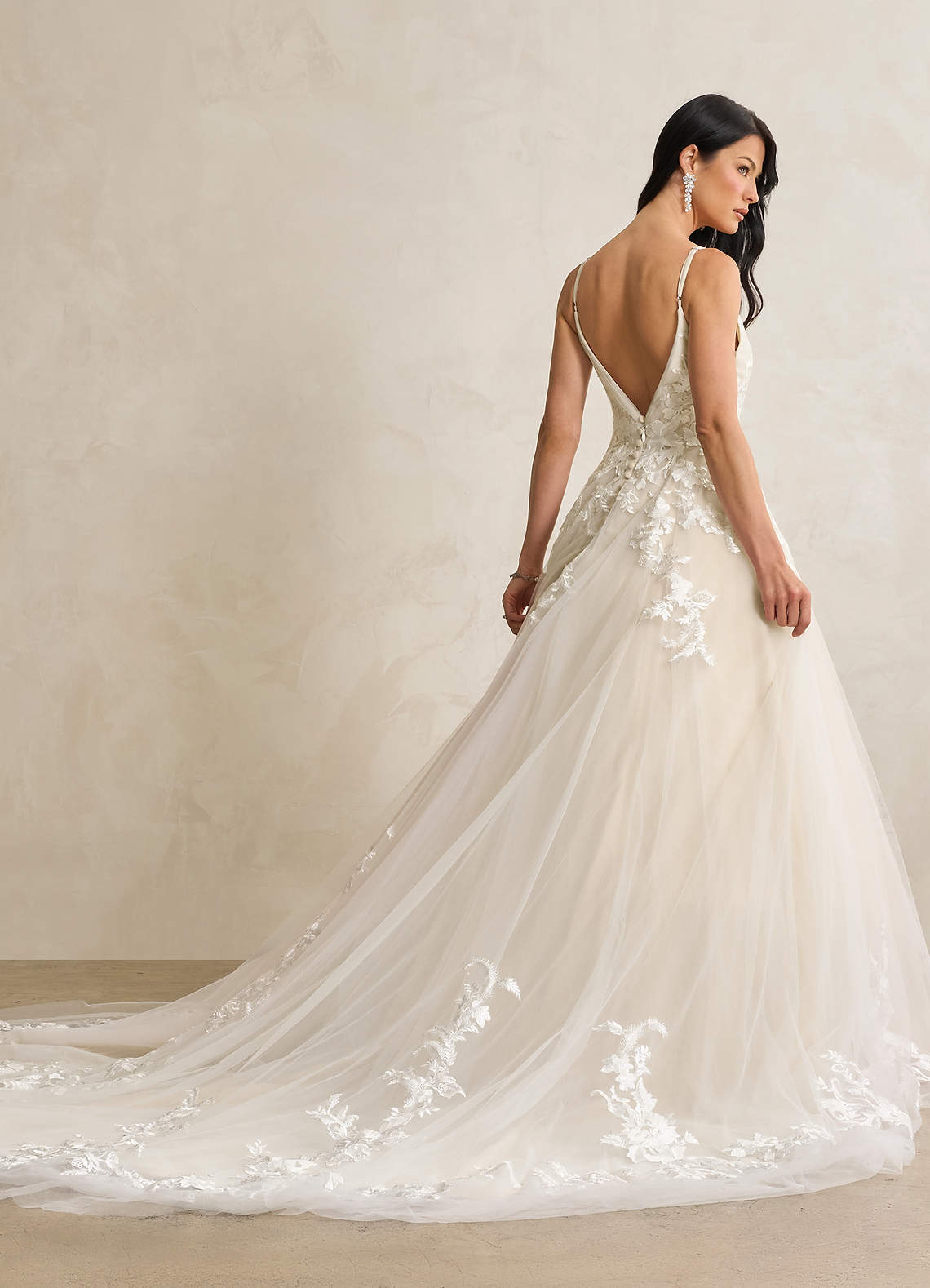 elyessen  Diamond White A-Line V-Neck Sequins Tulle Dress