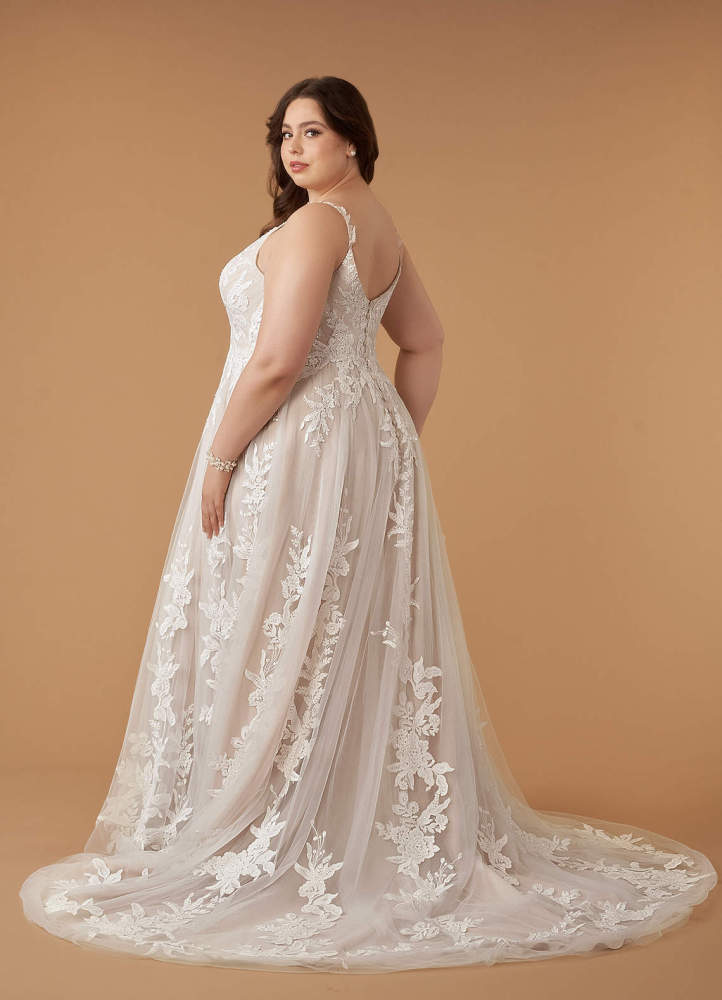 elyessen  Diamond White A-Line V-Neck Sequins Tulle Dress