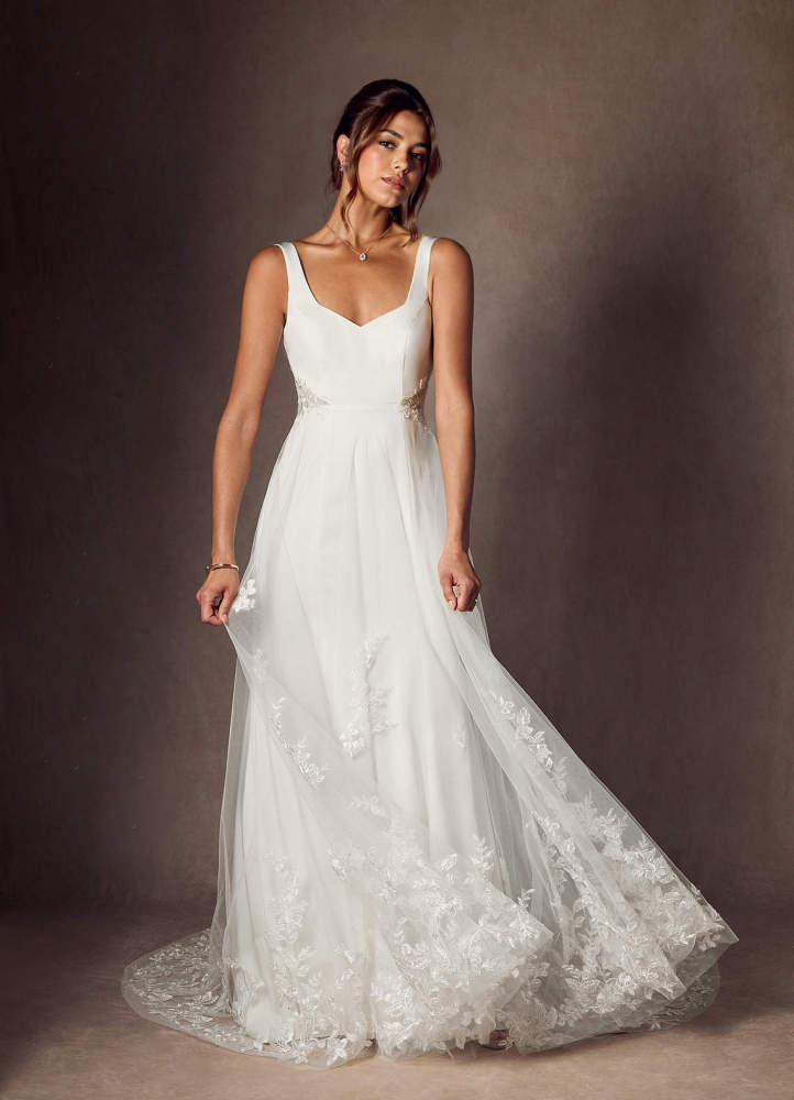 elyessen Ebony Diamond White A-Line Sequins Crepe Back Satin Dress