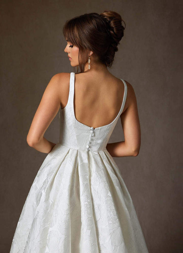 elyessen  Antique White Ball-Gown with Pockets Floral Jacquard Dress