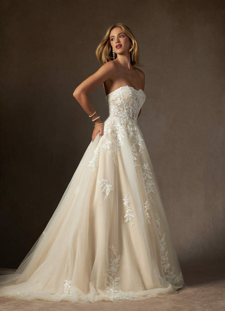 elyessen  Diamond White Ball-Gown Strapless Lace Dress