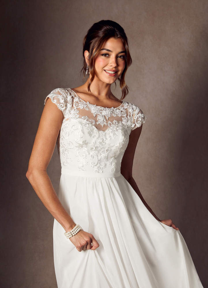 elyessen Brynslee Diamond White A-Line Scoop Sequins Chiffon Dress