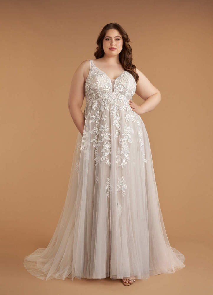 elyessen  Free pannier Diamond White A-Line V-Neck Sequins Tulle Dress