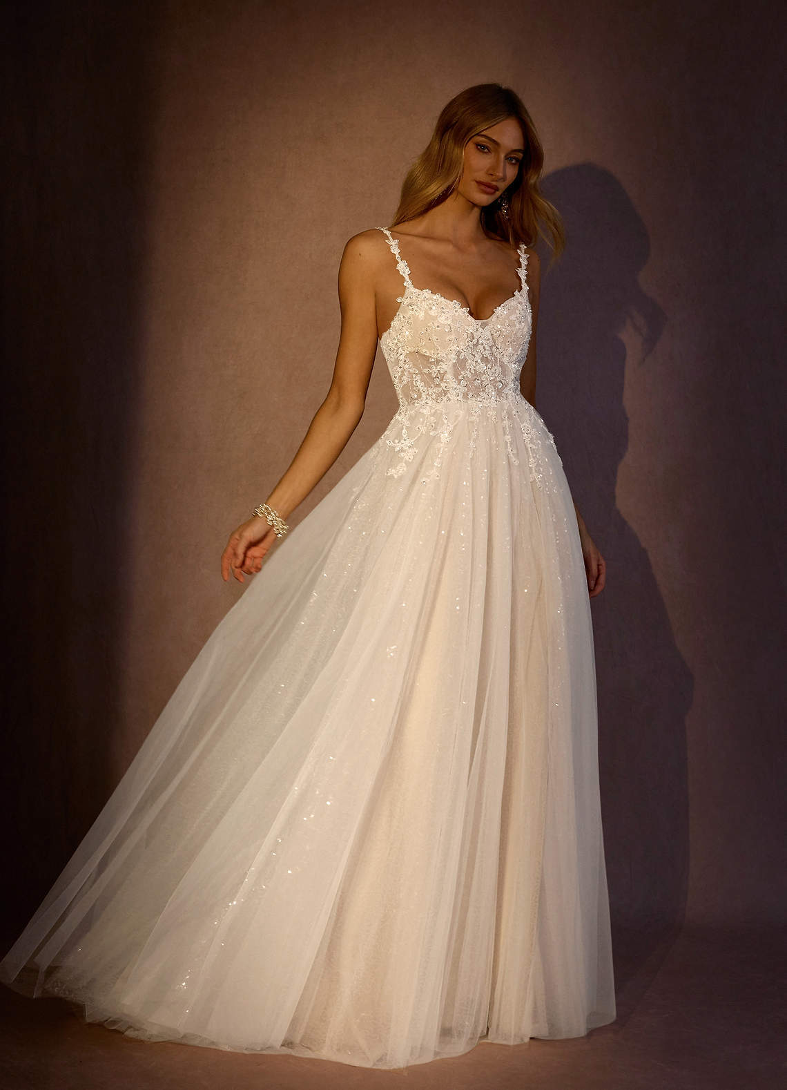 elyessen  Diamond White Champagne A-Line V-Neck Sequins Tulle Dress