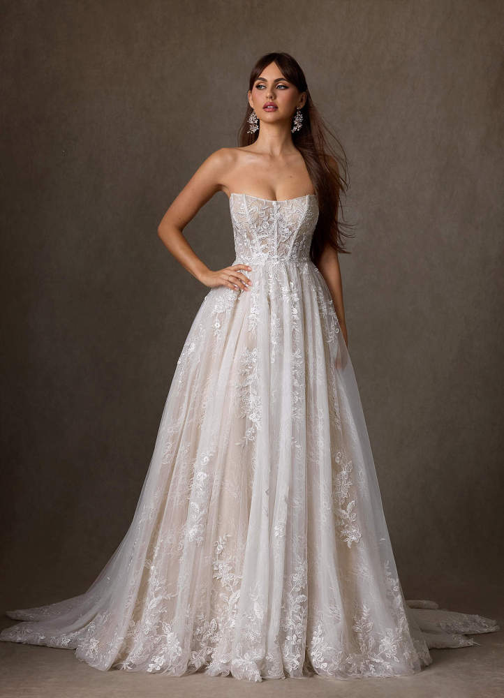 elyessen Two-Piece Diamond White Ball-Gown Strapless Lace Dress