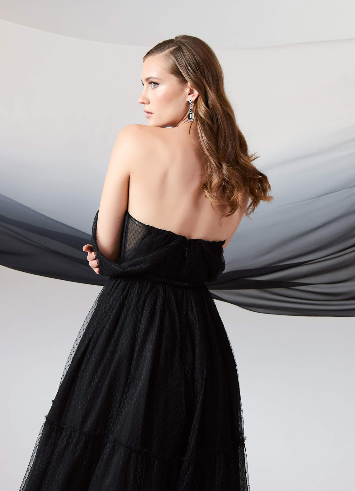 elyessen Vienna Diamond White Champagne A-Line Off-The-Shouler Tulle Dress